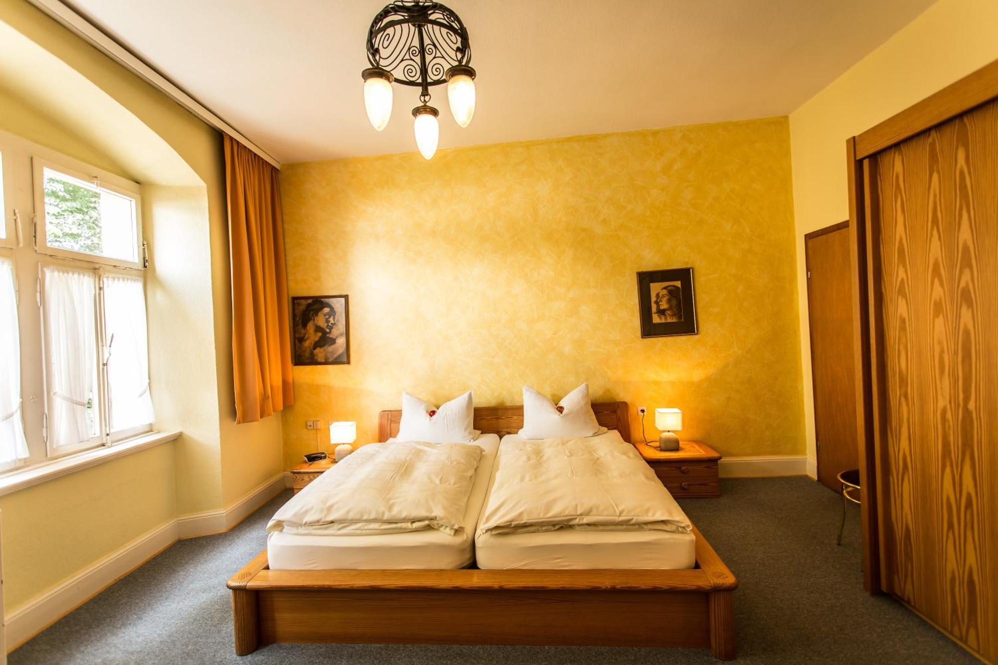 Hotel Leyscher Hof Leutesdorf Room photo